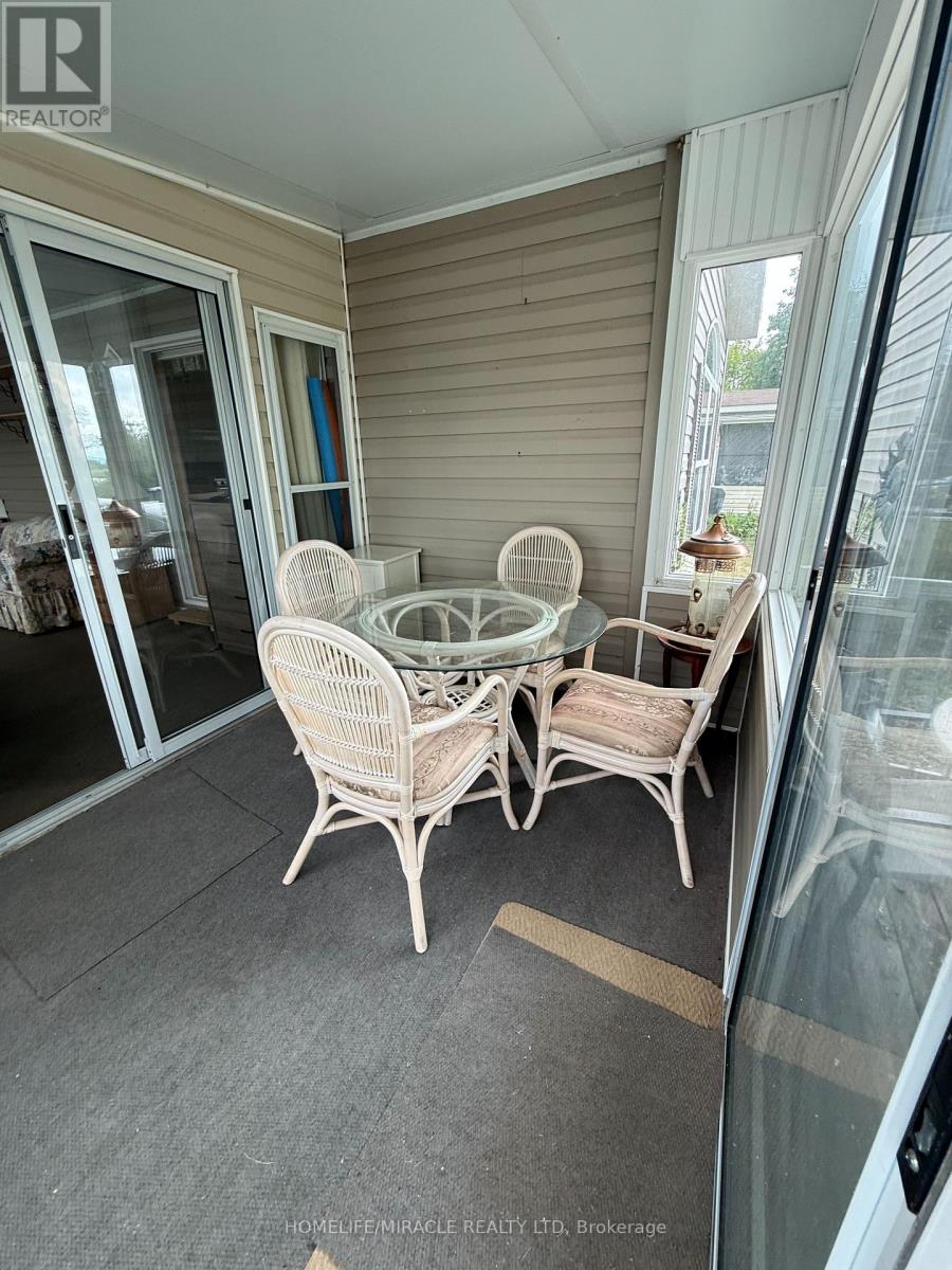 11 Grandview Drive, Peterborough (Otonabee Ward 1), Ontario  K0L 2G0 - Photo 14 - X12384767