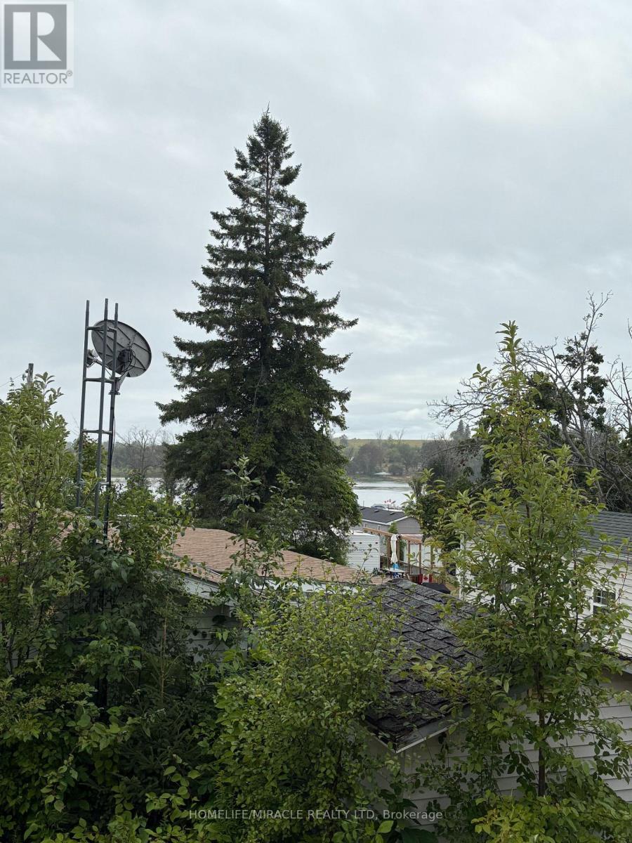 11 Grandview Drive, Peterborough (Otonabee Ward 1), Ontario  K0L 2G0 - Photo 21 - X12384767