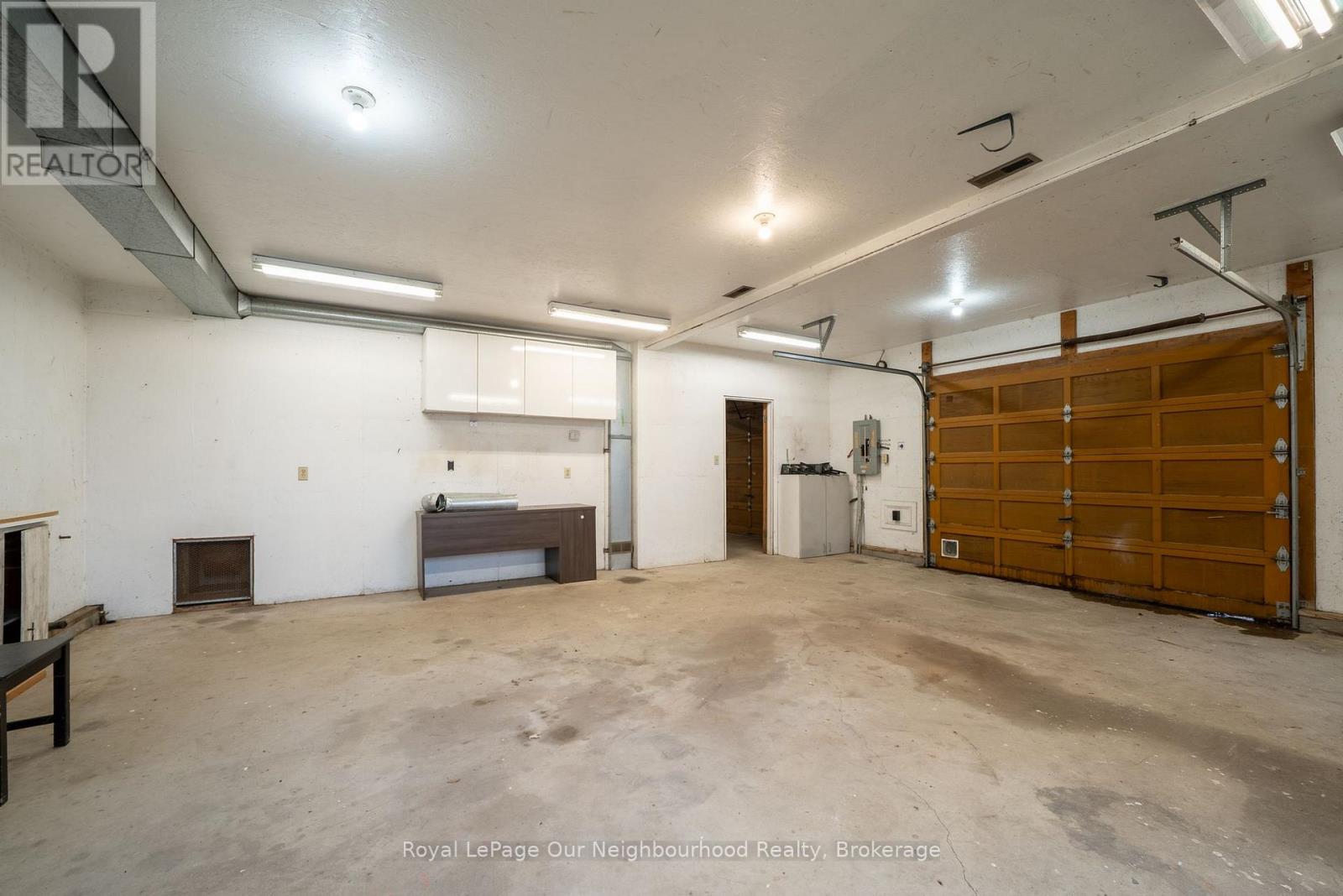 3741 Lakeshore Road E, Clarington (Newcastle), Ontario  L1B 1L9 - Photo 46 - E12385668