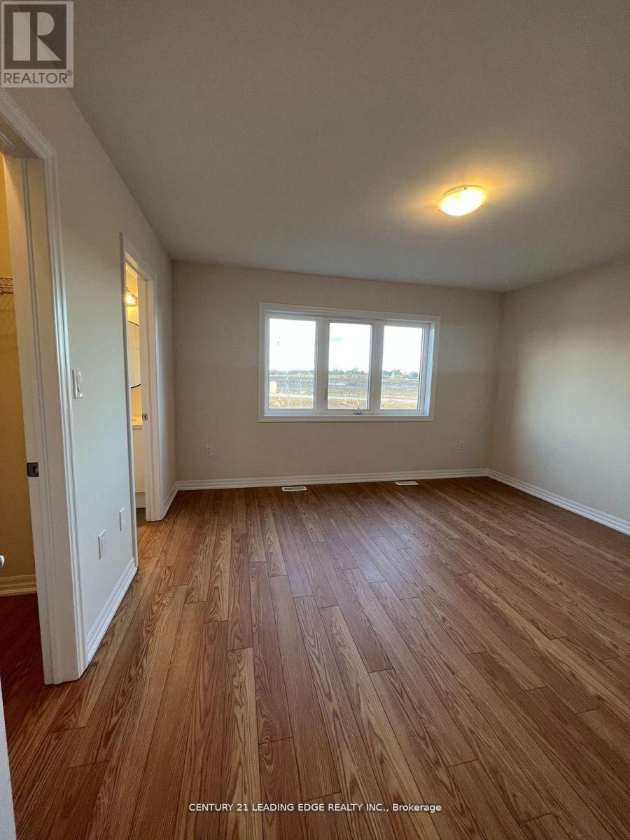 42 Ed Ewert Avenue, Clarington (Newcastle), Ontario  L1B 0W9 - Photo 19 - E12385654