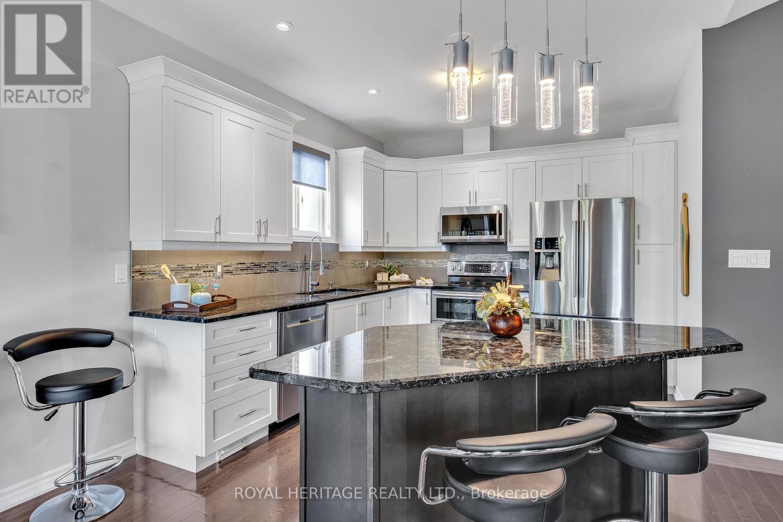 23 Old Trafford Drive, Trent Hills (Hastings), Ontario  K0L 1Y0 - Photo 15 - X12386133