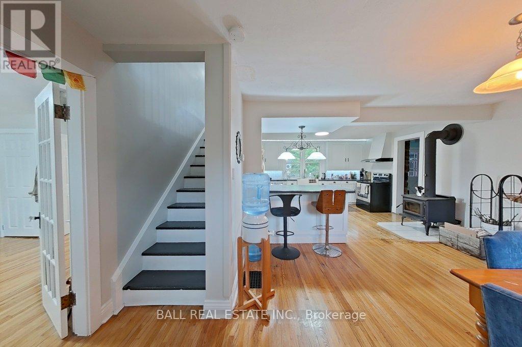 2056 Young's Point Road, Selwyn, Ontario  K0L 2H0 - Photo 30 - X12386353
