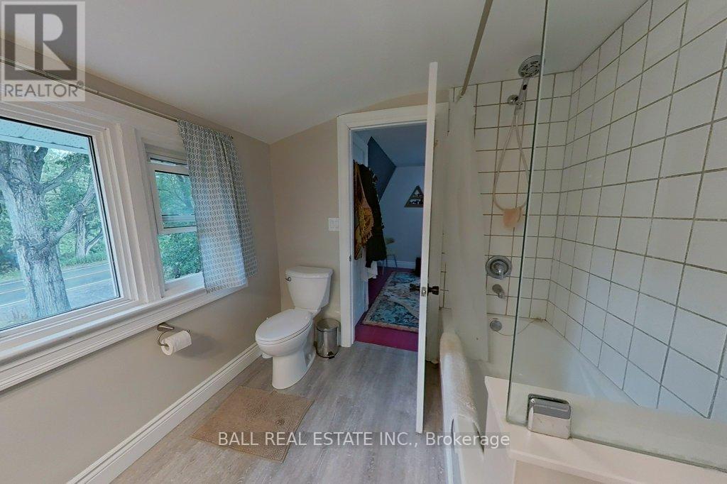 2056 Young's Point Road, Selwyn, Ontario  K0L 2H0 - Photo 37 - X12386353