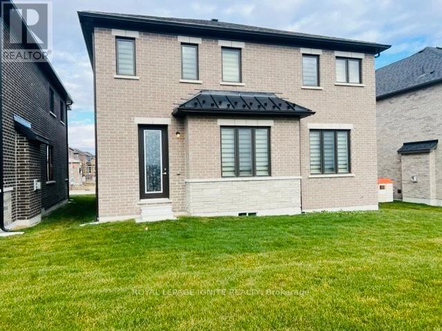 114 Whitehand Drive, Clarington (Newcastle), Ontario  L1B 0W1 - Photo 2 - E12386587