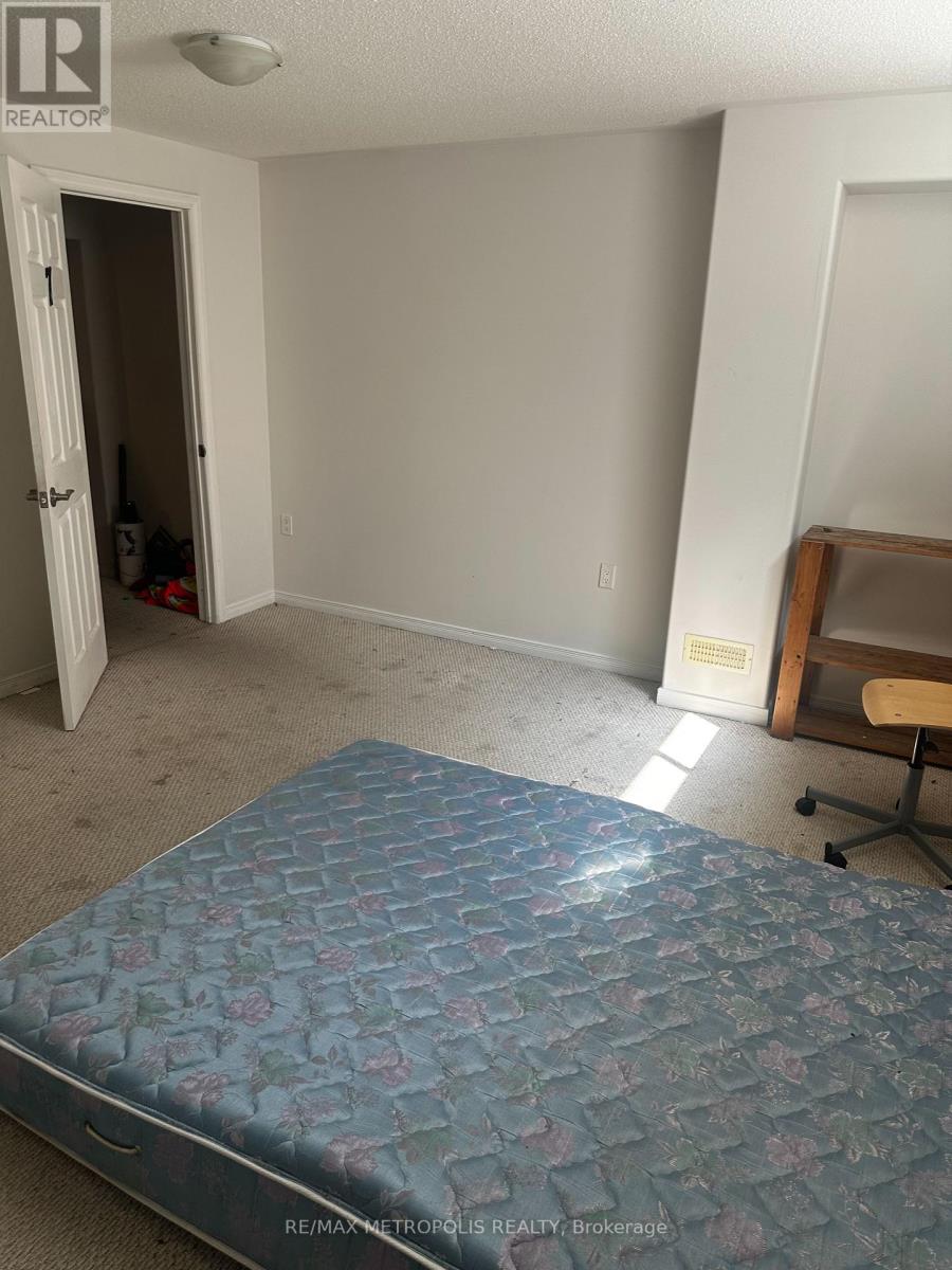 Bsmt Room1 - 73 Summer Lane, Selwyn, Ontario  K9L 0G4 - Photo 5 - X12386632