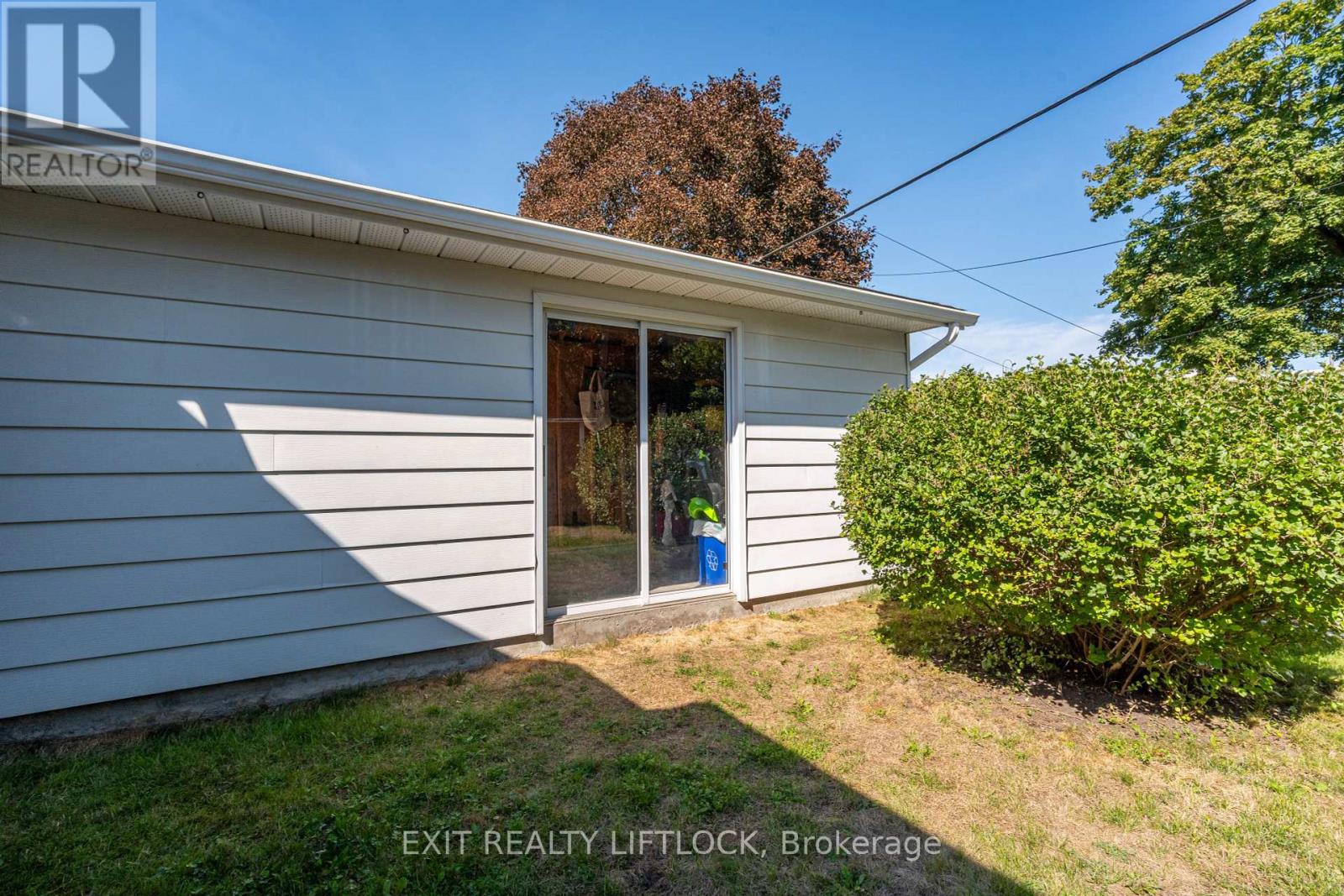 544 Douglas Avenue, Peterborough (Town Ward 3), Ontario  K9J 4L1 - Photo 28 - X12387627