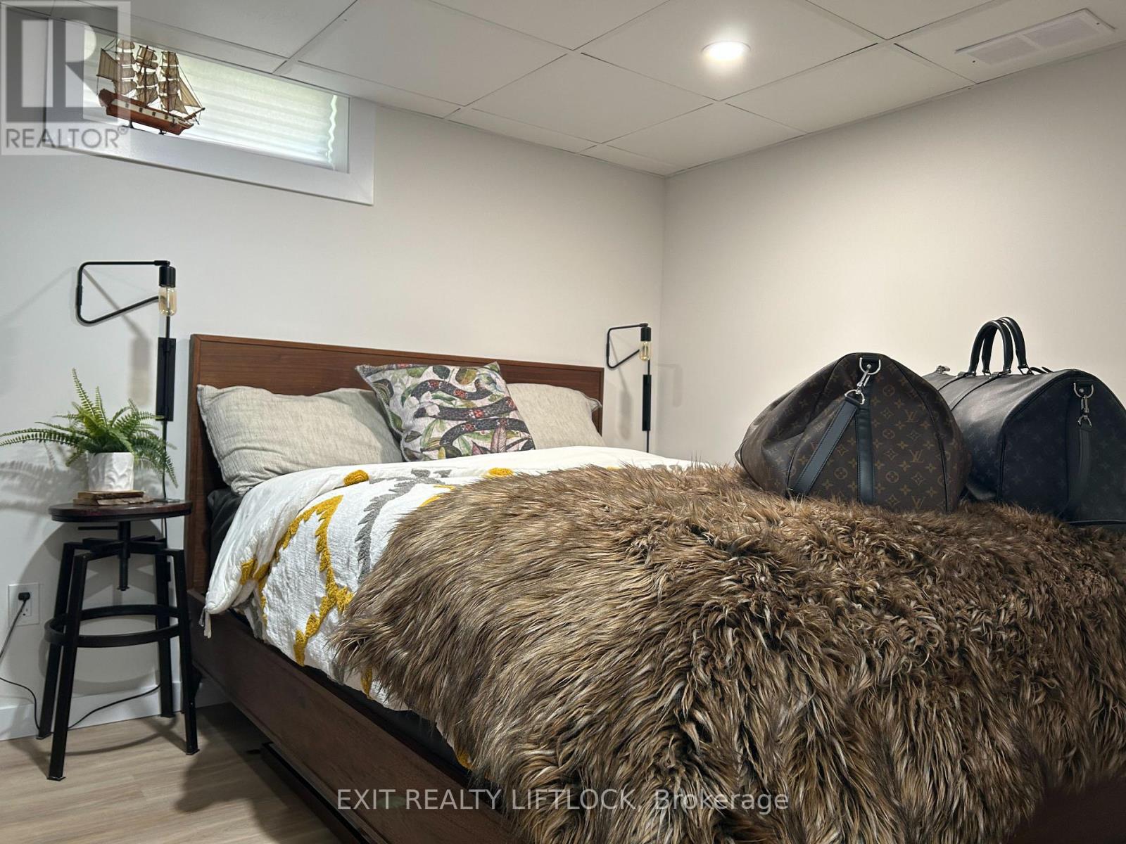 865 Kensington Drive, Peterborough (Monaghan Ward 2), Ontario  K9J 6J8 - Photo 32 - X12387642