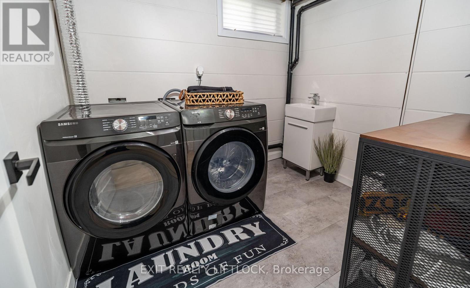 865 Kensington Drive, Peterborough (Monaghan Ward 2), Ontario  K9J 6J8 - Photo 35 - X12387642