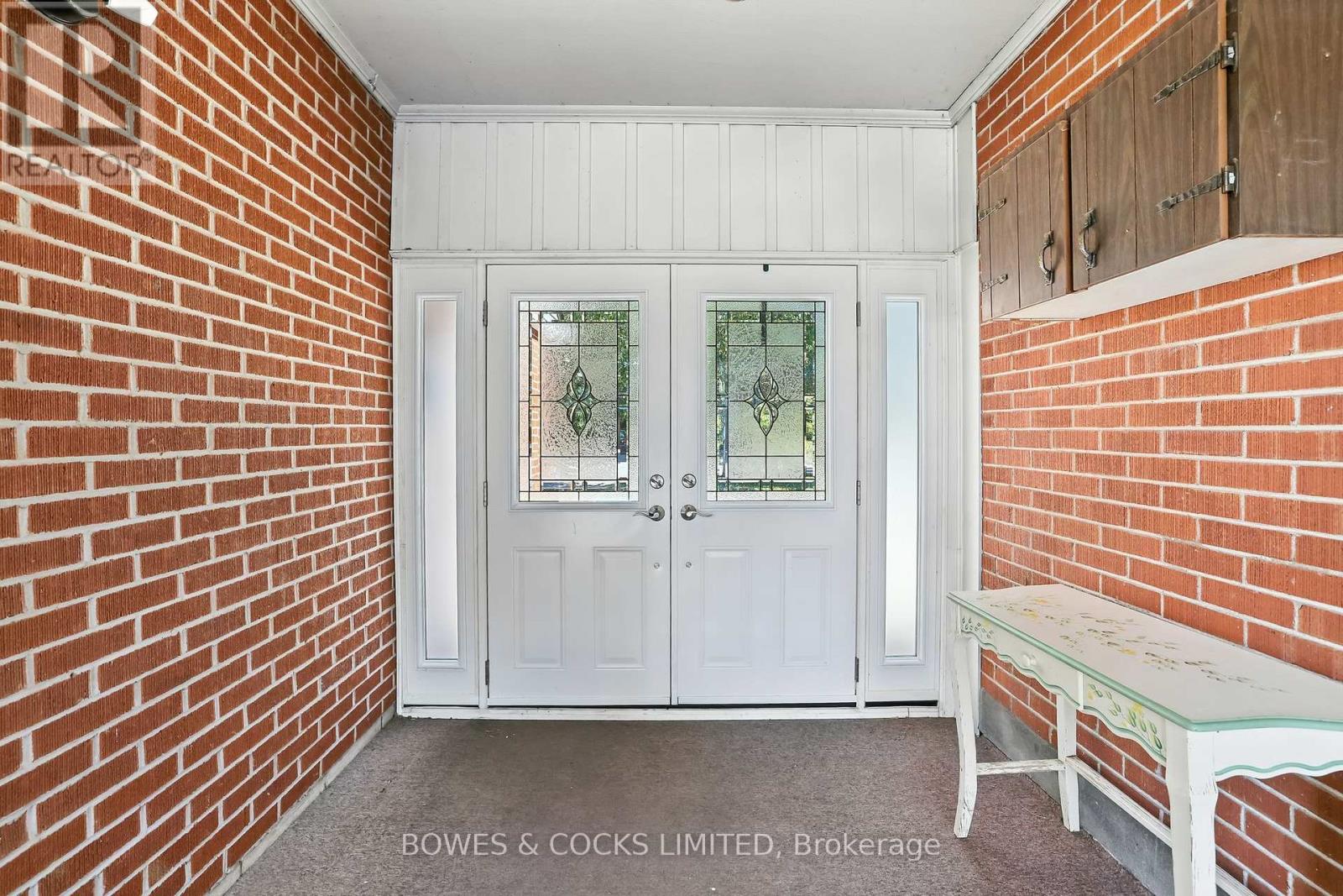 433 Manorhill Avenue, Peterborough (Town Ward 3), Ontario  K9J 6H7 - Photo 34 - X12387774