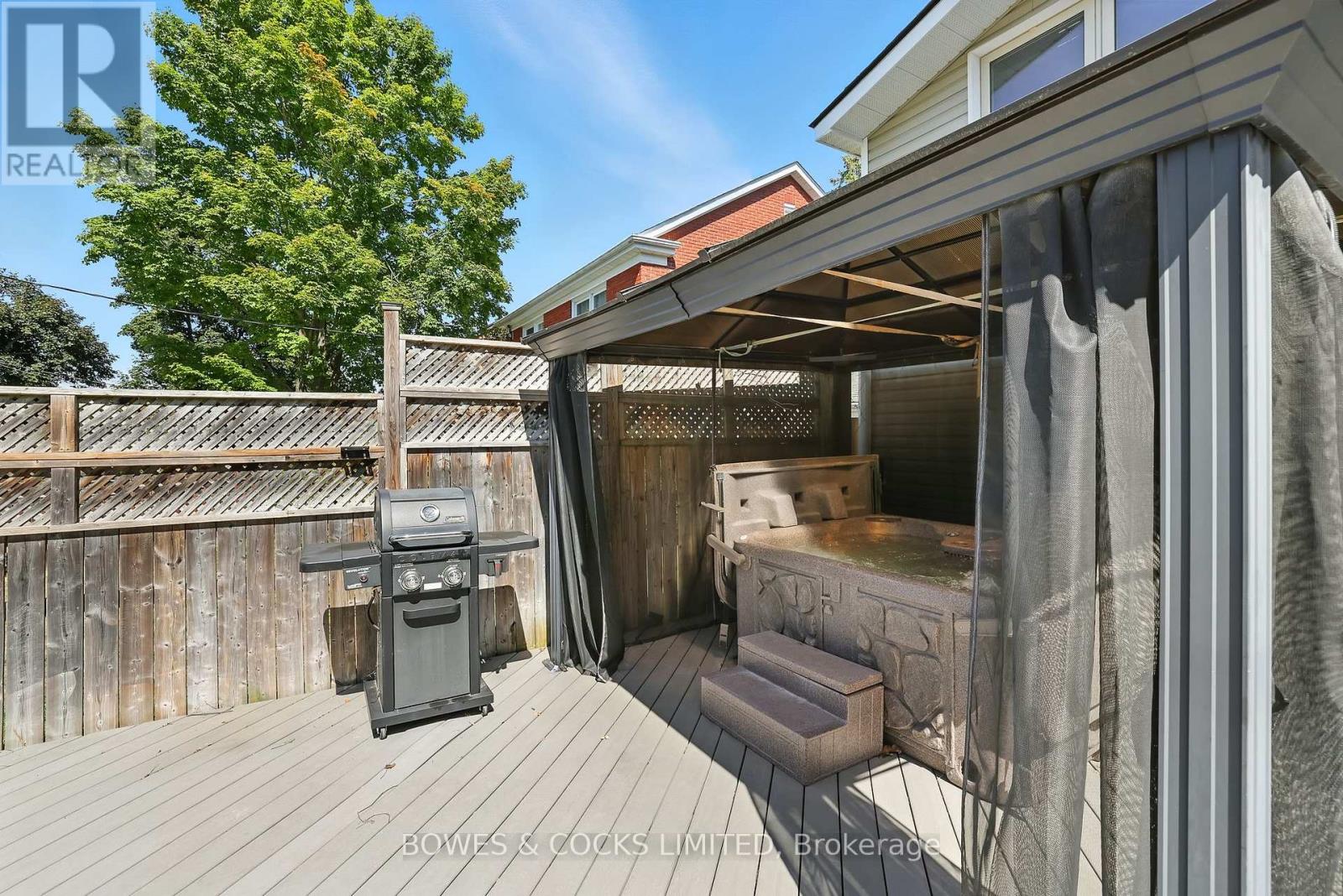 433 Manorhill Avenue, Peterborough (Town Ward 3), Ontario  K9J 6H7 - Photo 41 - X12387774
