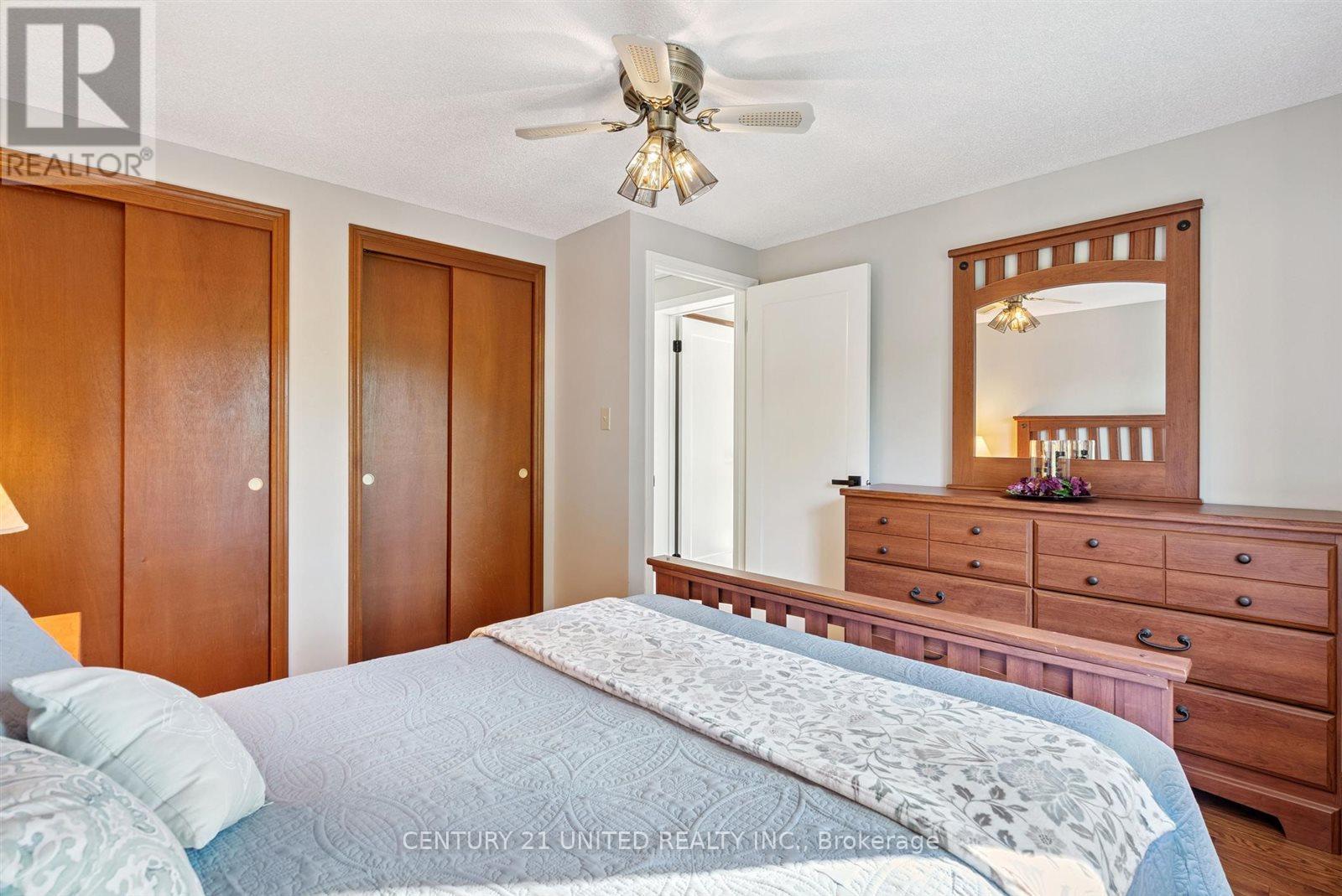 803 Crowley Crescent, Peterborough (Monaghan Ward 2), Ontario  K9J 6P5 - Photo 25 - X12387814