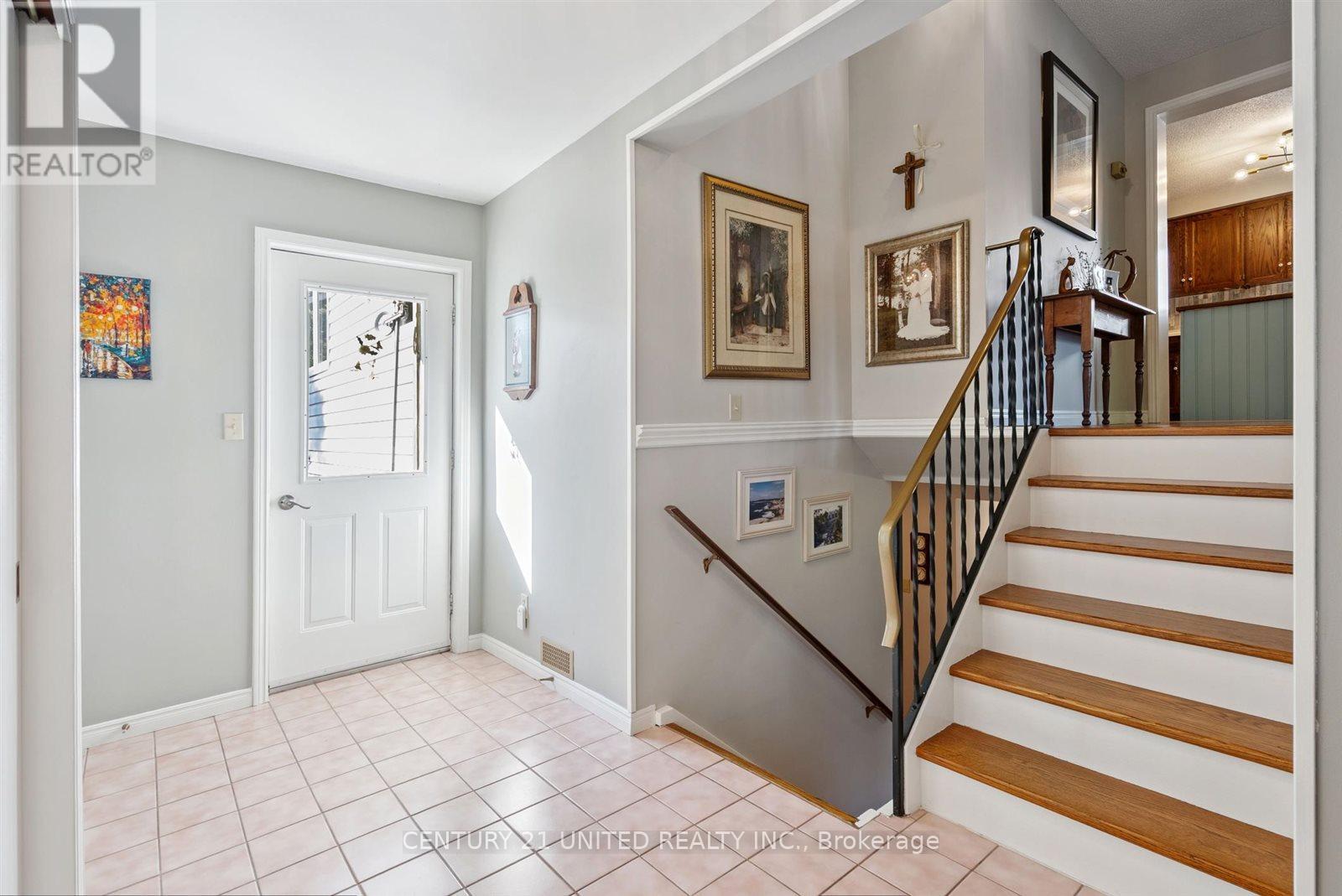 803 Crowley Crescent, Peterborough (Monaghan Ward 2), Ontario  K9J 6P5 - Photo 27 - X12387814