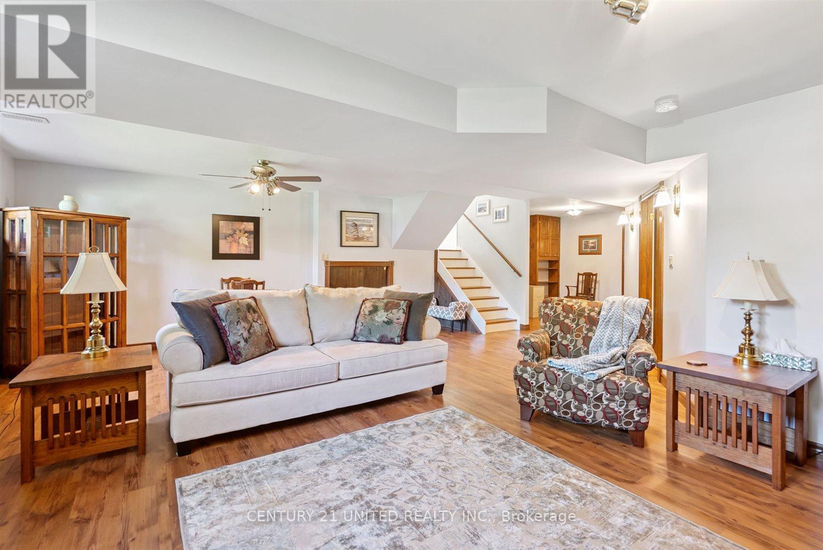 803 Crowley Crescent, Peterborough (Monaghan Ward 2), Ontario  K9J 6P5 - Photo 28 - X12387814
