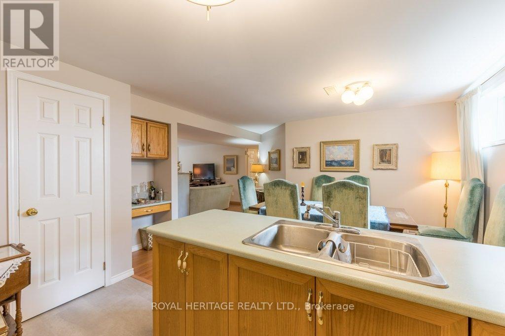 258 Franmor Drive, Peterborough (Ashburnham Ward 4), Ontario  K9H 7M3 - Photo 30 - X12387912