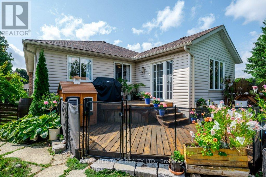 258 Franmor Drive, Peterborough (Ashburnham Ward 4), Ontario  K9H 7M3 - Photo 46 - X12387912