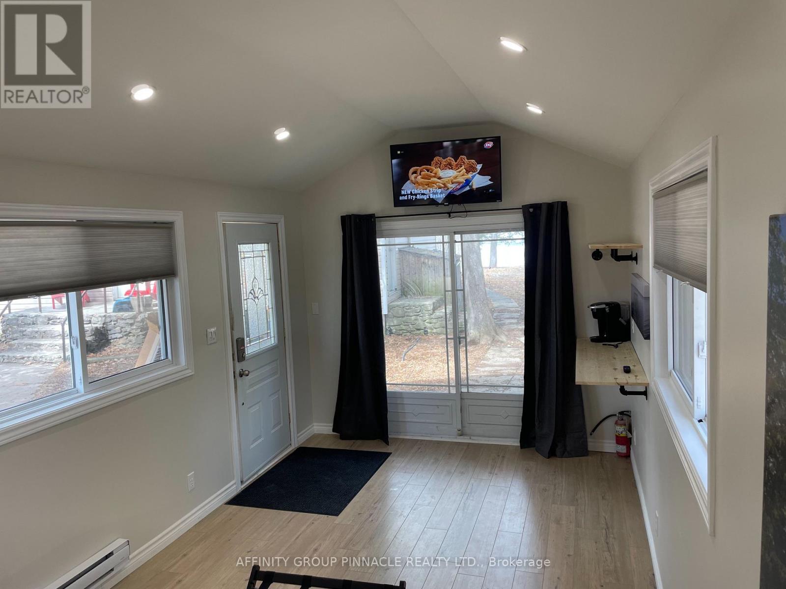 1 Rose Street, Kawartha Lakes (Lindsay), Ontario  K9V 4R6 - Photo 18 - X12388319