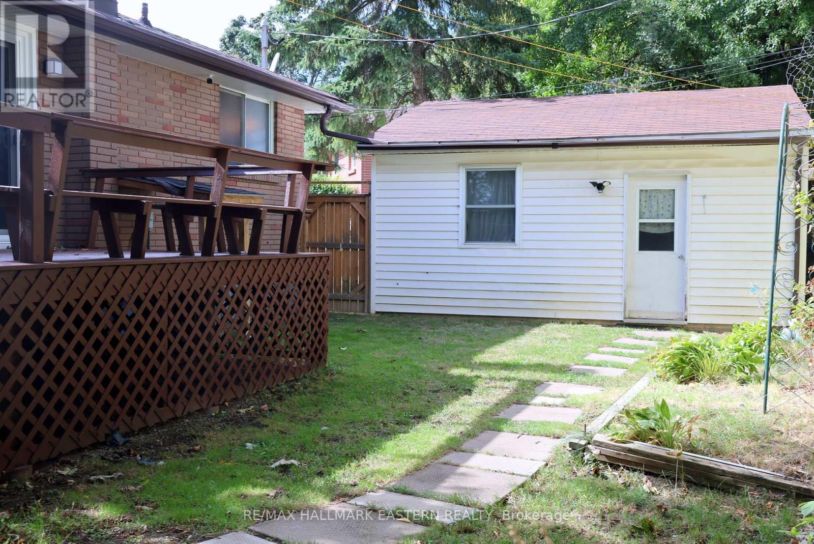 350 Dominion Crescent, Peterborough (Northcrest Ward 5), Ontario  K9H 5H1 - Photo 30 - X12388327