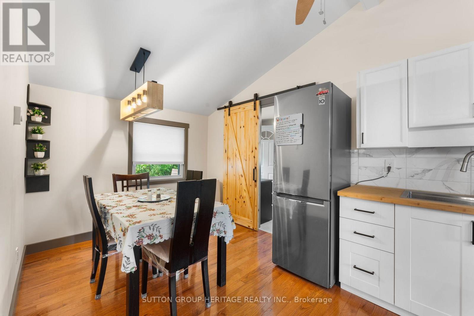 682 North Shore Drive E, Otonabee-South Monaghan, Ontario  K0L 1B0 - Photo 12 - X12388169