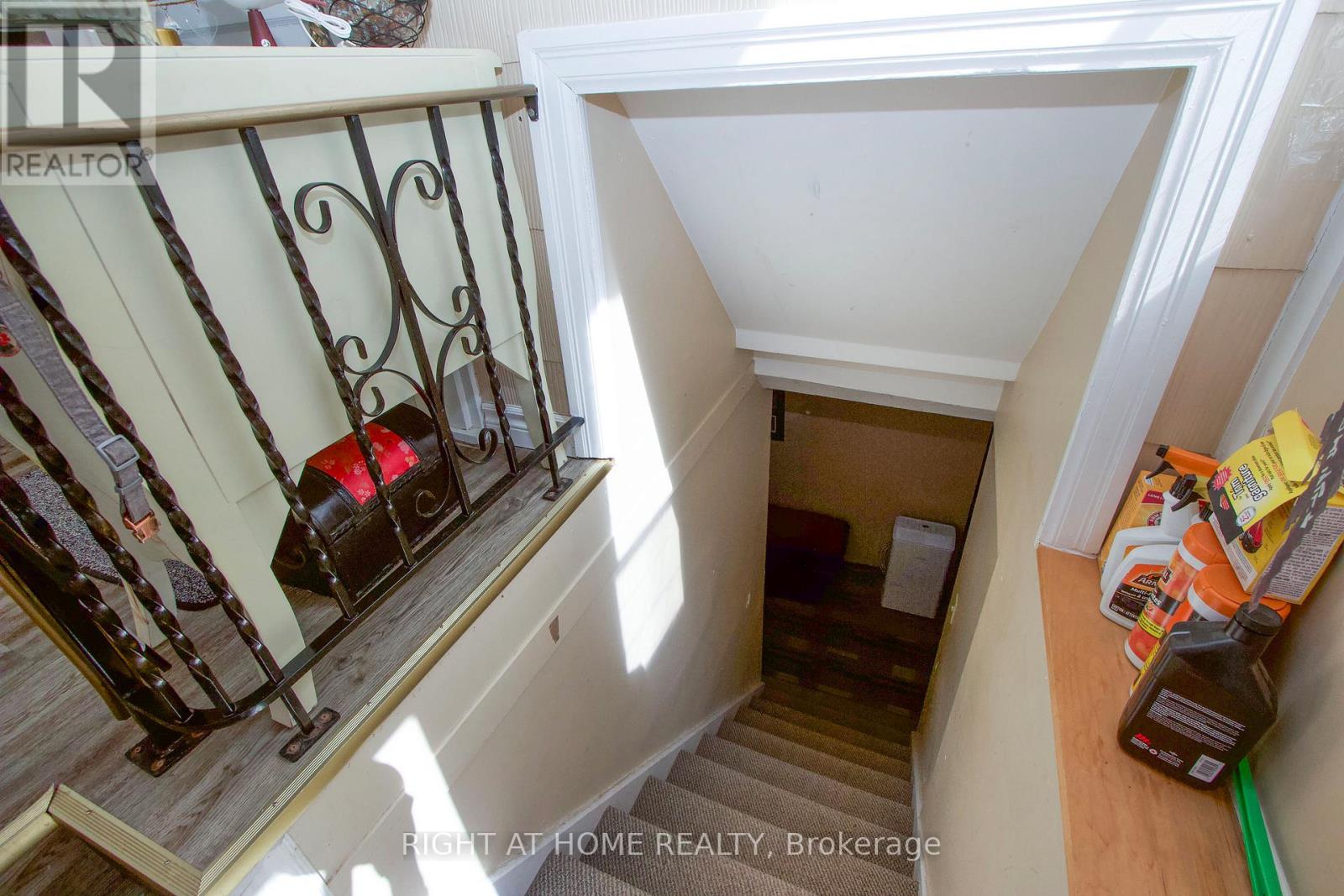 3 Dover Street, Kawartha Lakes (Fenelon), Ontario  K9V 4R6 - Photo 14 - X12388244