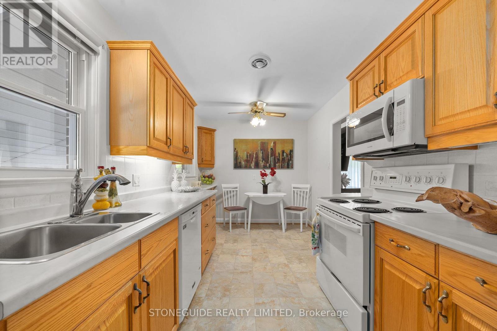 5 Armour Court, Kawartha Lakes (Lindsay), Ontario  K9V 1N9 - Photo 13 - X12388488