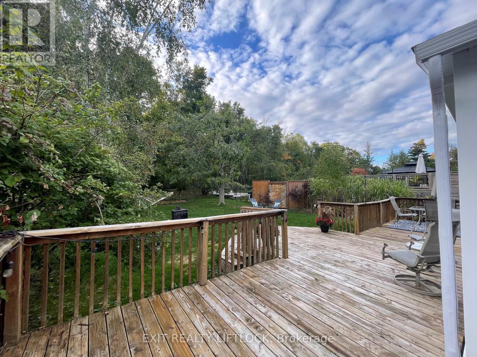 1373 Hetherington Drive, Peterborough (Northcrest Ward 5), Ontario  K9L 1Z5 - Photo 31 - X12388533