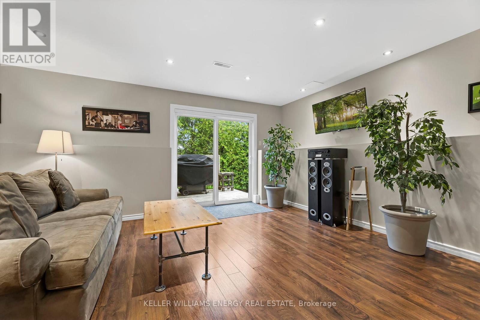 104 Bowen Drive, Peterborough (Northcrest Ward 5), Ontario  K9H 0B8 - Photo 20 - X12388672