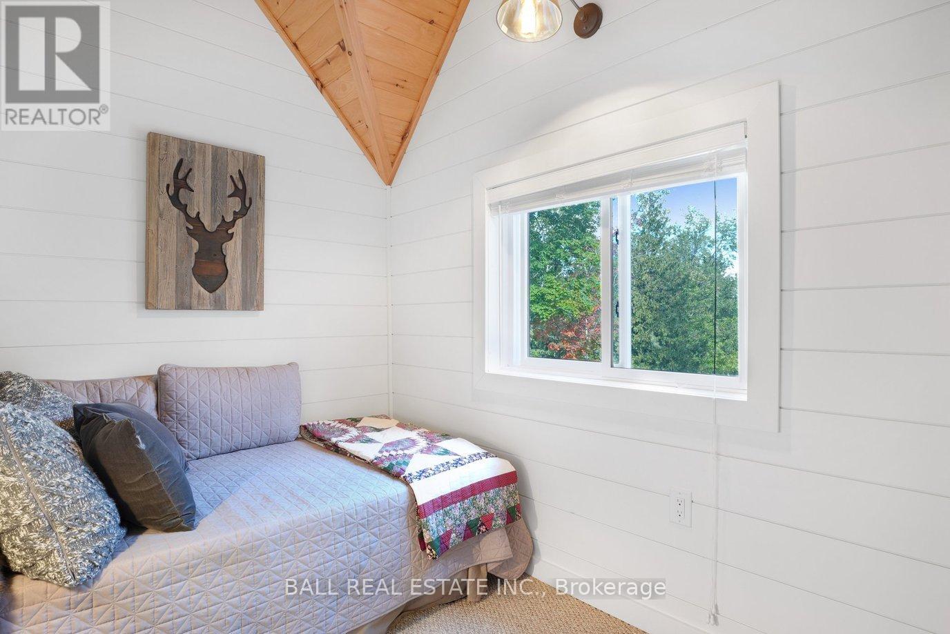 45 Hemlock Point Road, North Kawartha, Ontario  K0L 1A0 - Photo 12 - X12389129