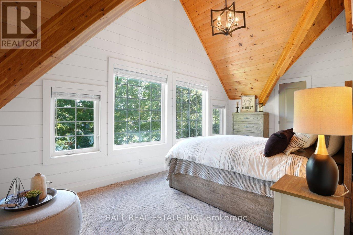 45 Hemlock Point Road, North Kawartha, Ontario  K0L 1A0 - Photo 14 - X12389129