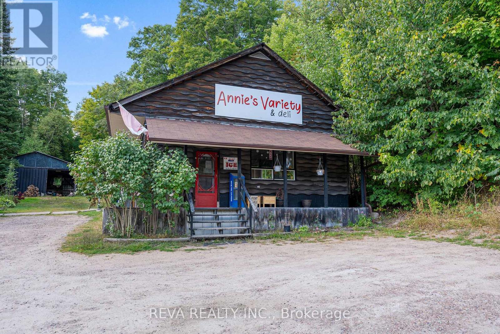 26361 Highway 62 South, Bancroft (Dungannon Ward), Ontario  K0L 1C0 - Photo 2 - X12389370