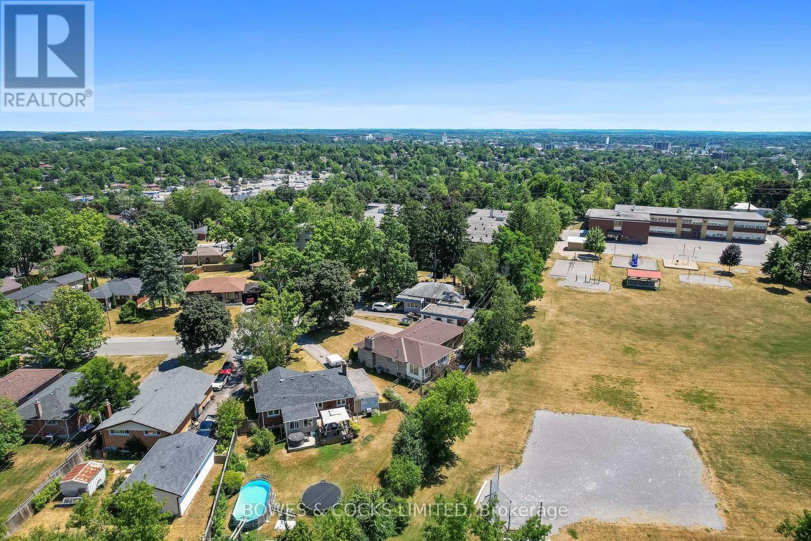 905 Glenholme Avenue, Peterborough (Northcrest Ward 5), Ontario  K9H 5M4 - Photo 43 - X12389461