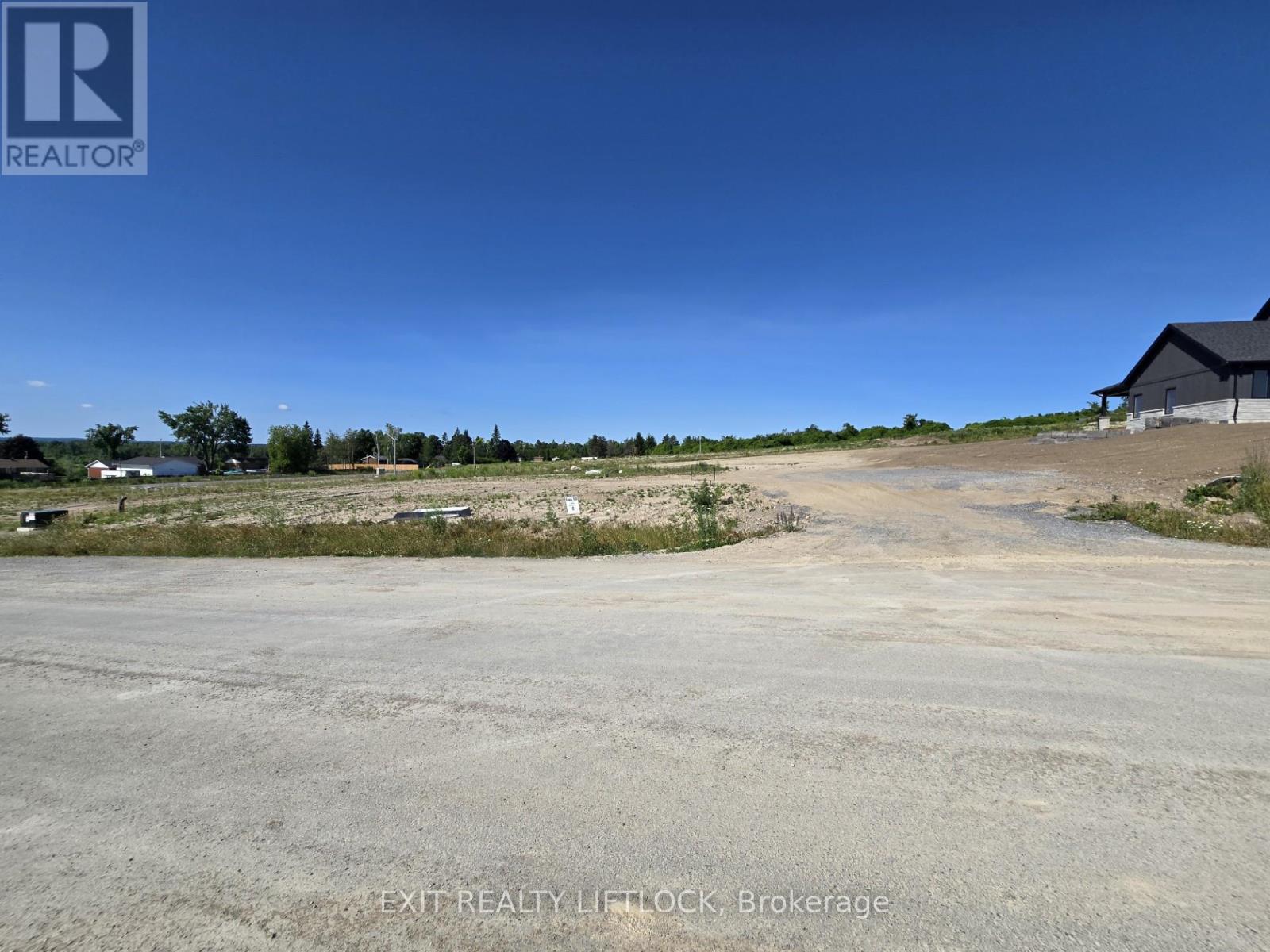 1908 Ashley Crescent, Cavan Monaghan (Cavan Twp), Ontario  L0A 1C0 - Photo 3 - X12389881
