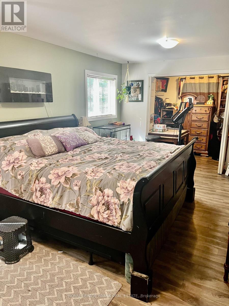1630 Musclow Greenview Road, Hastings Highlands (Monteagle Ward), Ontario  K0L 1C0 - Photo 17 - X12389923