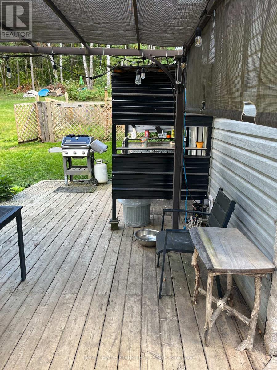 1630 Musclow Greenview Road, Hastings Highlands (Monteagle Ward), Ontario  K0L 1C0 - Photo 24 - X12389923