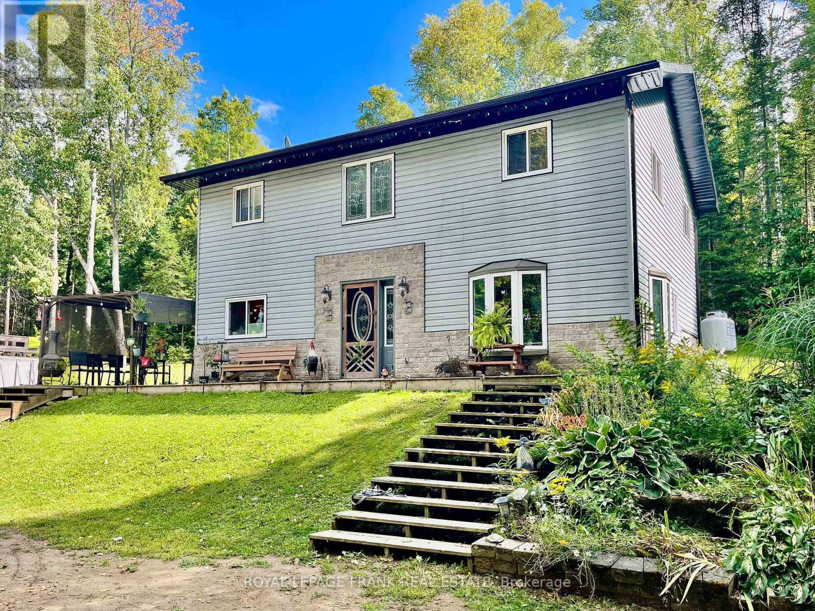 1630 Musclow Greenview Road, Hastings Highlands (Monteagle Ward), Ontario  K0L 1C0 - Photo 3 - X12389923