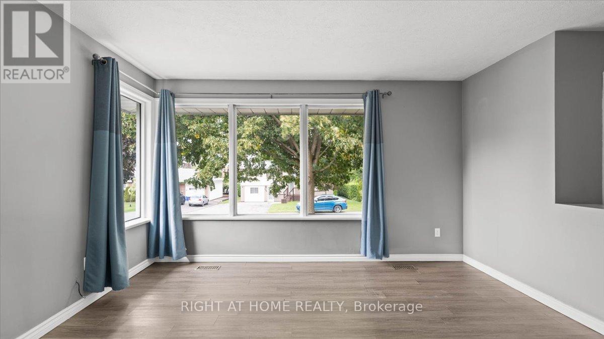 155 Cromwell Street, Trent Hills (Campbellford), Ontario  K0L 1L0 - Photo 10 - X12390826