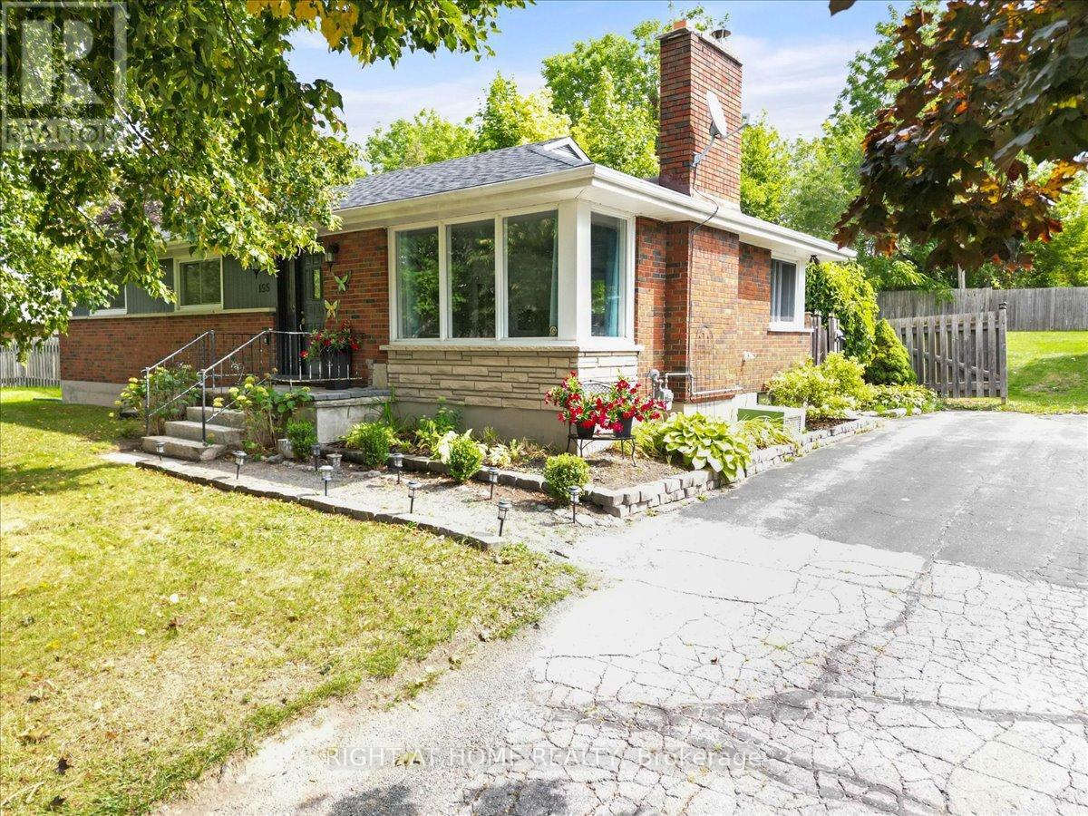 155 Cromwell Street, Trent Hills (Campbellford), Ontario  K0L 1L0 - Photo 3 - X12390826