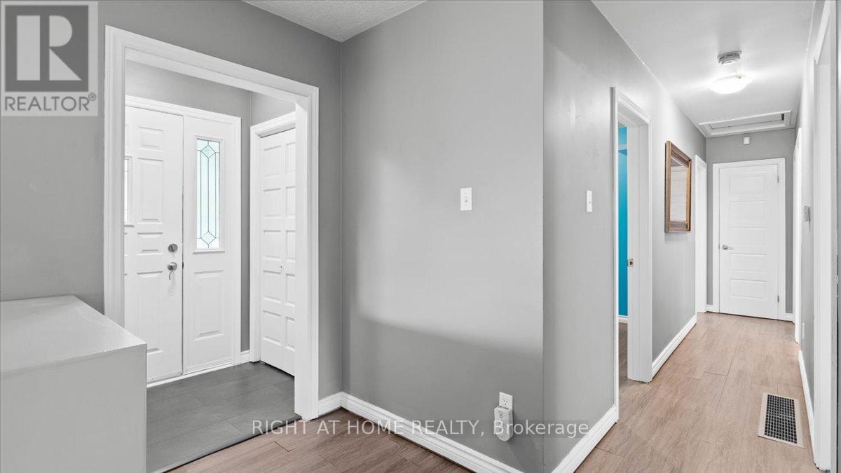 155 Cromwell Street, Trent Hills (Campbellford), Ontario  K0L 1L0 - Photo 5 - X12390826
