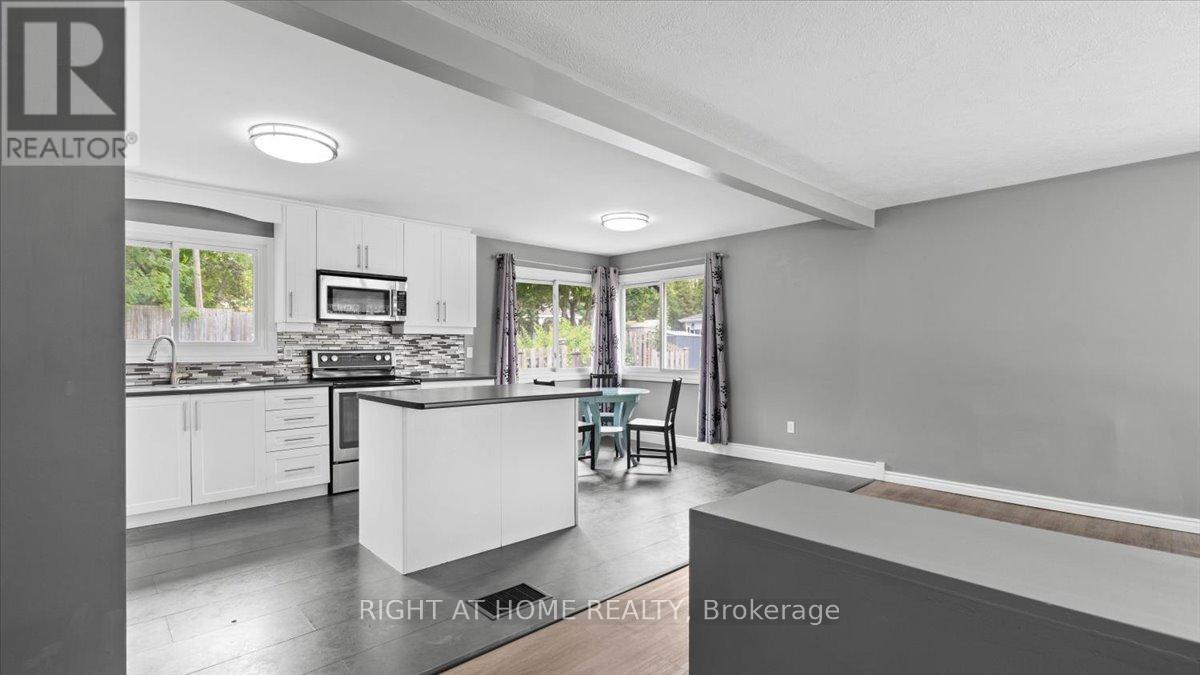 155 Cromwell Street, Trent Hills (Campbellford), Ontario  K0L 1L0 - Photo 6 - X12390826