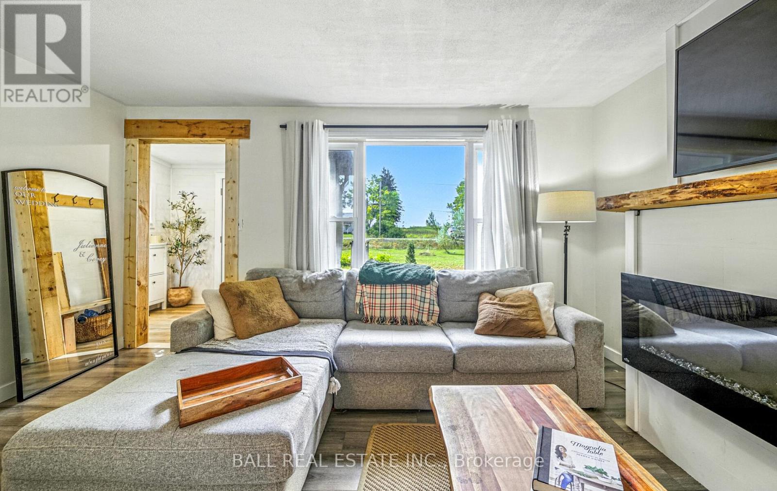 4016 Highway 28, Selwyn, Ontario  K0L 2H0 - Photo 8 - X12391474