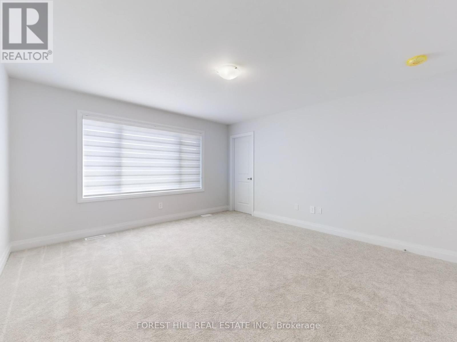 111 Corley Street, Kawartha Lakes (Lindsay), Ontario  K9V 6C2 - Photo 12 - X12391292