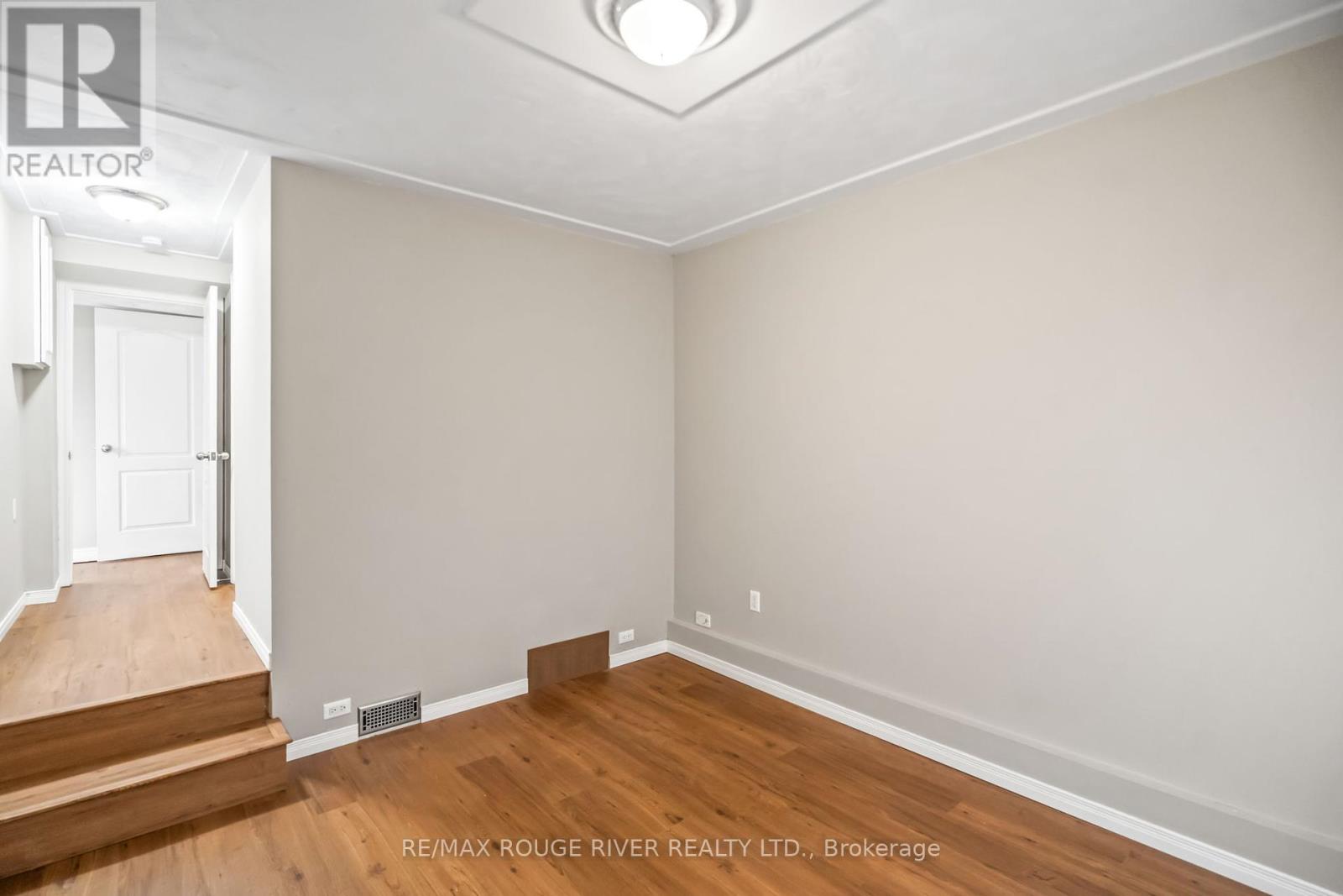 136 Haden Avenue, Peterborough North (North), Ontario  K9H 7P6 - Photo 28 - X12391640