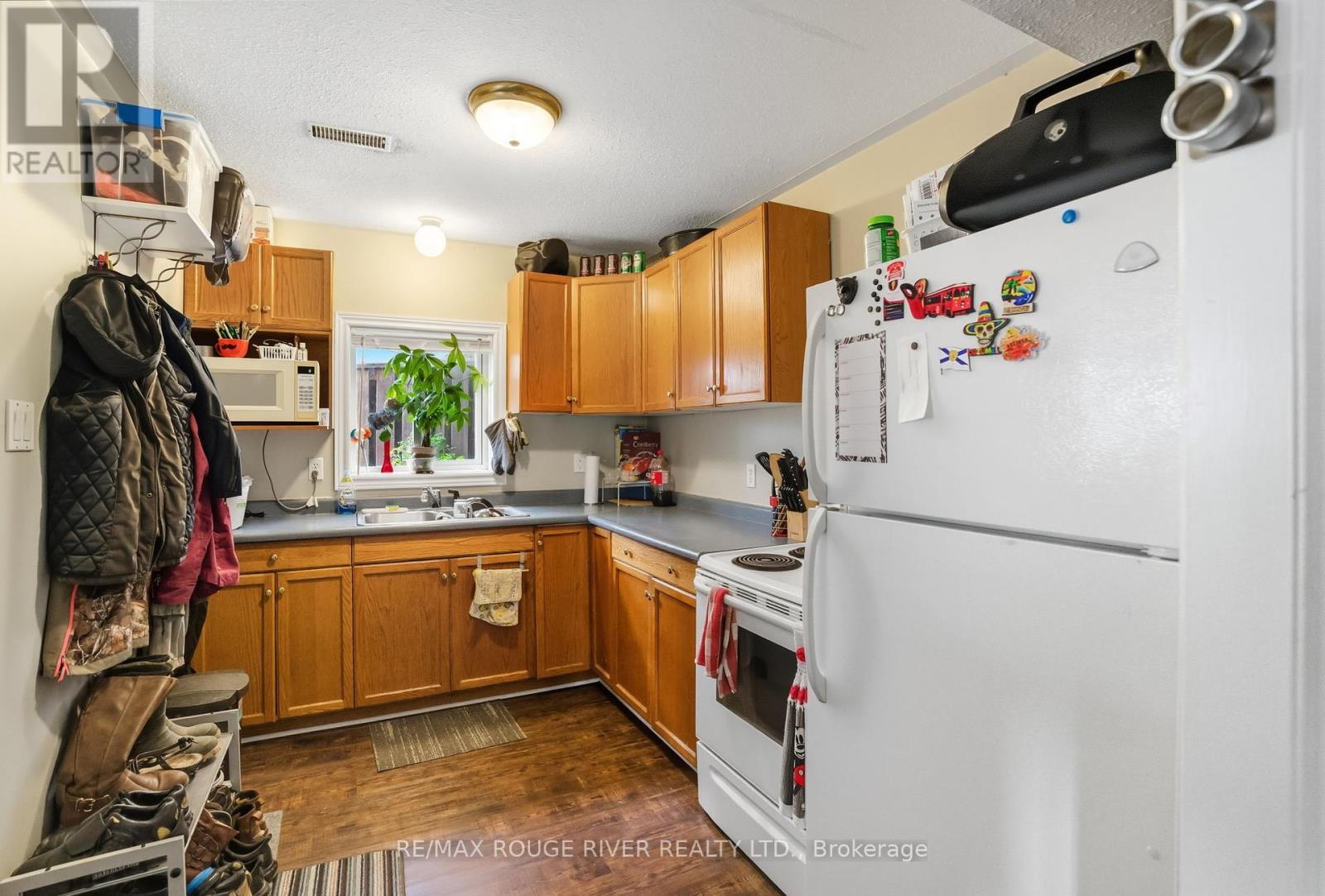 136 Haden Avenue, Peterborough North (North), Ontario  K9H 7P6 - Photo 32 - X12391640