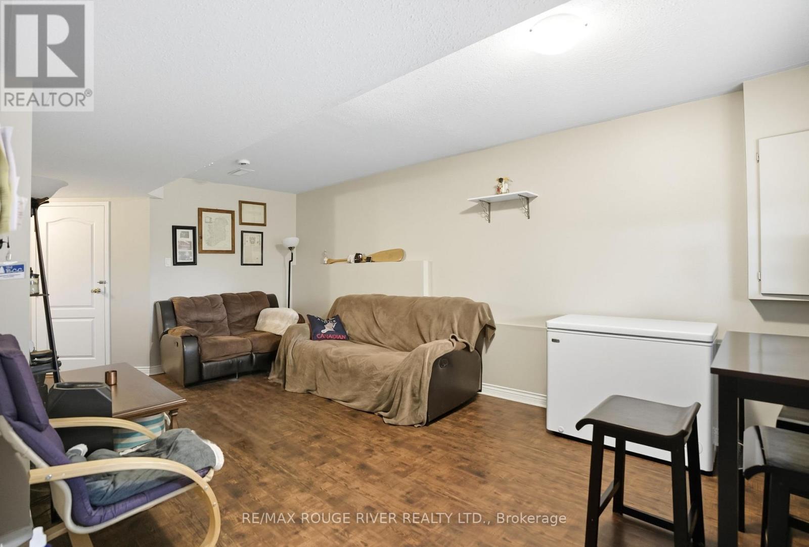 136 Haden Avenue, Peterborough North (North), Ontario  K9H 7P6 - Photo 34 - X12391640