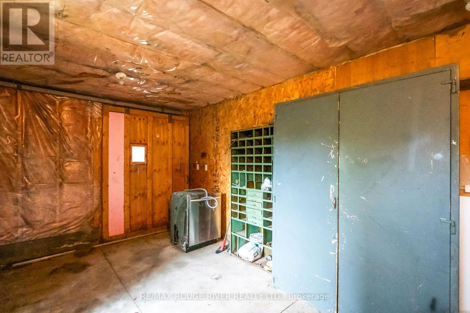 136 Haden Avenue, Peterborough North (North), Ontario  K9H 7P6 - Photo 47 - X12391640