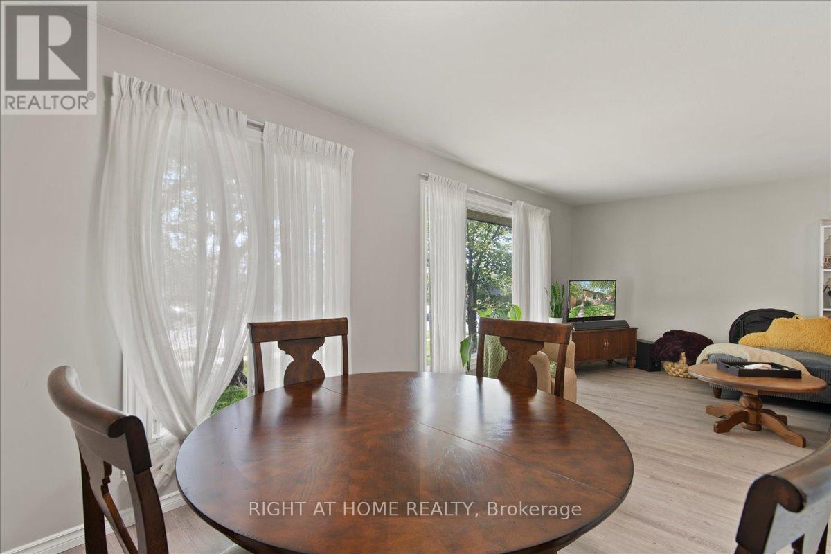 136 Langton Street, Peterborough (Northcrest Ward 5), Ontario  K9H 6K2 - Photo 8 - X12391664