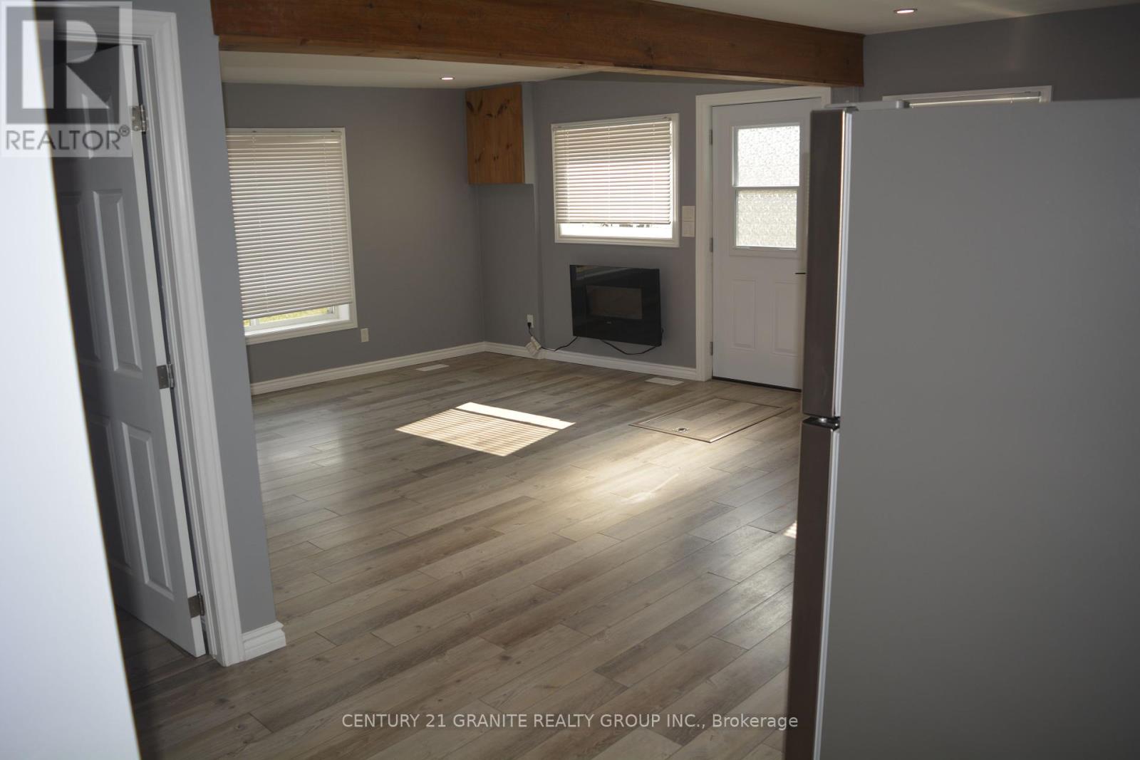 178 Hastings Street N, Bancroft (Bancroft Ward), Ontario  K0L 1C0 - Photo 3 - X12391722