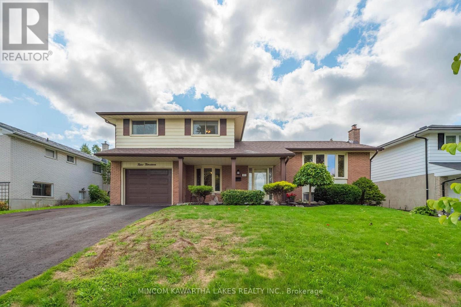 919 Sydenham Road, Peterborough (Ashburnham Ward 4), Ontario  K9J 1K5 - Photo 1 - X12391924