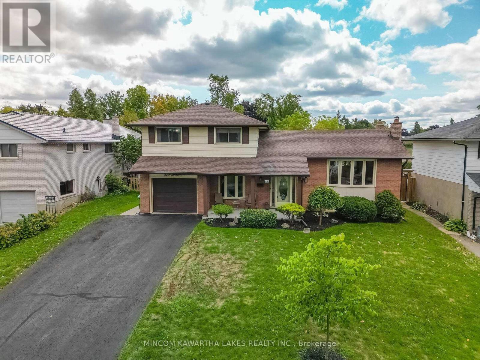919 Sydenham Road, Peterborough (Ashburnham Ward 4), Ontario  K9J 1K5 - Photo 2 - X12391924