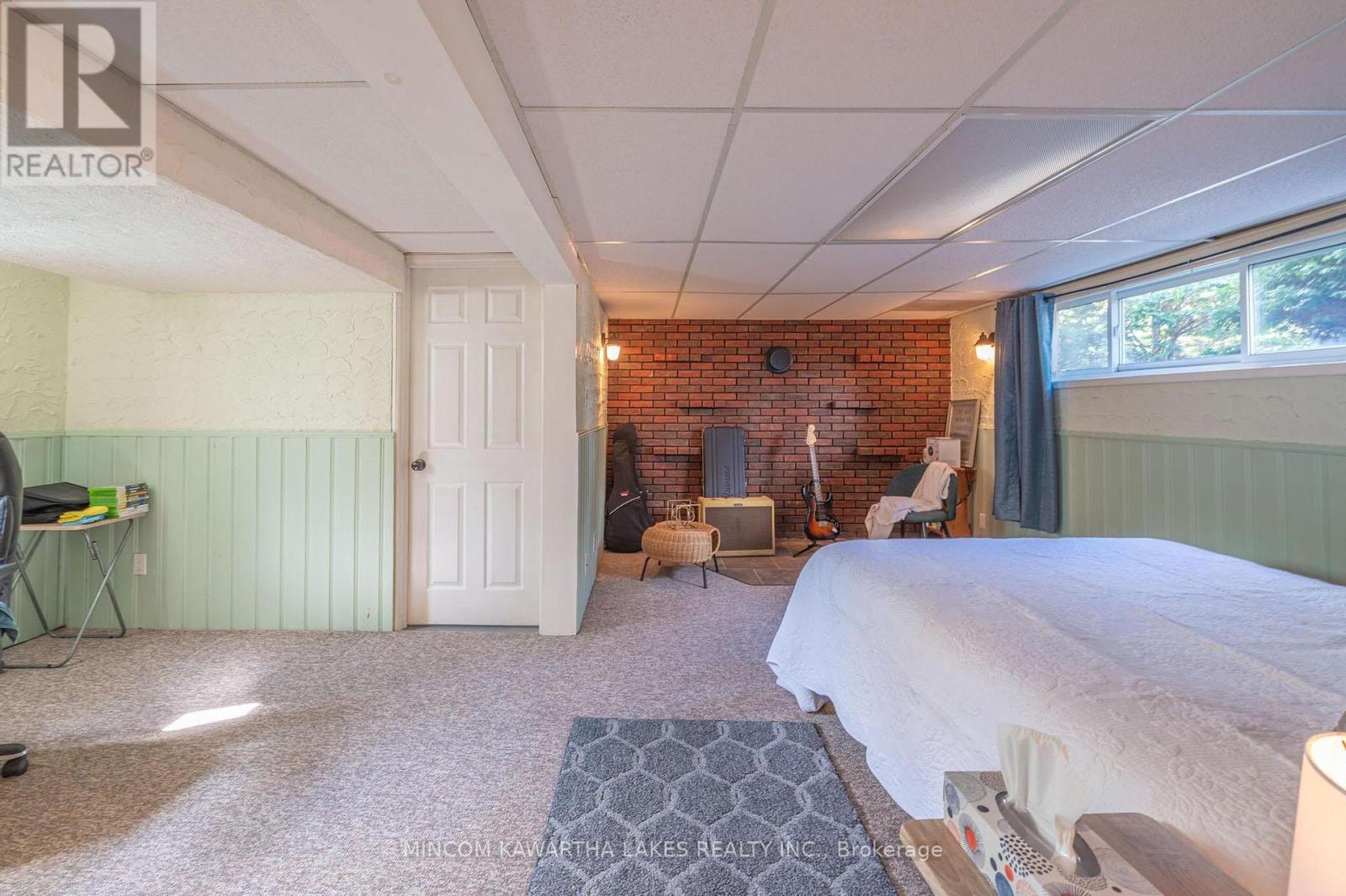 919 Sydenham Road, Peterborough (Ashburnham Ward 4), Ontario  K9J 1K5 - Photo 21 - X12391924