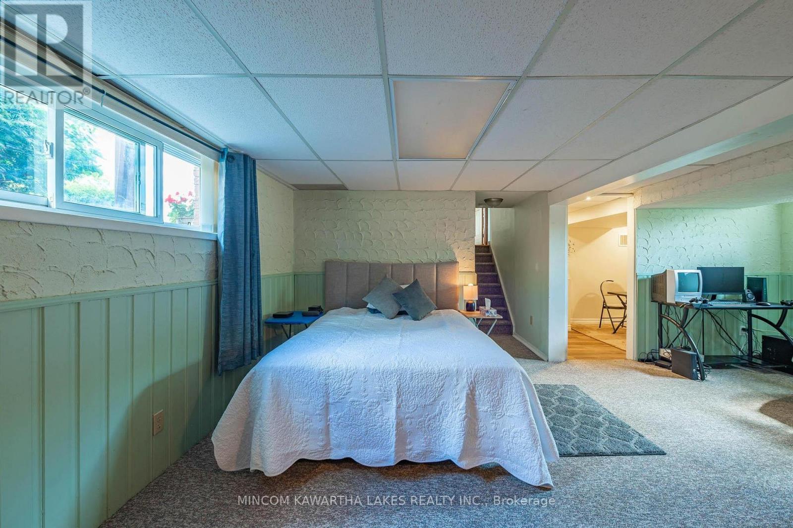 919 Sydenham Road, Peterborough (Ashburnham Ward 4), Ontario  K9J 1K5 - Photo 23 - X12391924